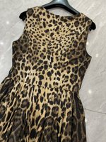 Nouvelle Robe Tendance Style Mode 2026 Automne Hiver pour Événements et Soirées Femme Sexy Imprimé Léopard Sauvage Sans Manches Longueur Midi en Coton Chic