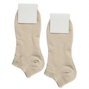 Chaussettes Homme 5 Doigts en Coton Épais Respirant avec Logo Personnalisé, Blanches et Noires, en Ramie, Invisibles, Anti-Odeur, Anti-Transpiration, Antibactériennes - Product Image 4