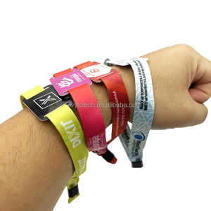 이벤트 티켓 1K 인쇄 사용자 정의 Cashless 조절 패브릭 <span class=keywords><strong>RFID</strong></span> 팔찌 NFC - Product Image 1