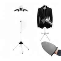 Porte-vêtements réglable avec support pour planche à repasser, porte-manteau sur pied avec cintre pliable pour l'organisation de la maison