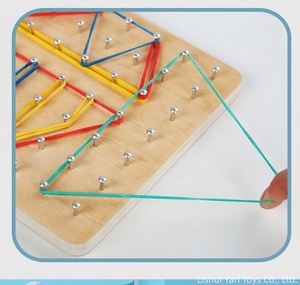 Juego de Mesa STEM para Niños de 3 a 8 Años, Actividad de Aprendizaje Sensorial para Jardín de Infancia, Geoboard Montessori para 2 Jugadores <span class=keywords><strong>con</strong></span> Bandas Elásticas - Product Image 4