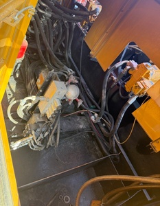 Grúa sobre orugas SANY scc750E de 75t usada, excavadora dx225LCA dh225lc-7 de 25t y 30 toneladas en estado usado - Product Image 2