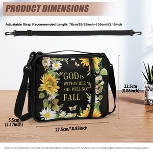 Bolsas de diseñador de artículos de lujo Venta al por mayor Dios personalizado está con ella. Ella no se caerá Fundas bíblicas Bolsa con correa para el hombro Bolsa impermeable para leer Bolsa conveniente - Product Image 6