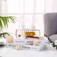 Lot de diffuseurs à bâtonnets d'huiles essentielles sans flamme en verre de 100 ml, faits à la main, carrés, sans BPA, écologiques, longue durée