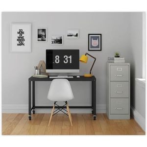 Alera HVF1541LG Armoire à dossiers verticale économique gris clair à trois tiroirs, tiroirs format lettre de 15 po x 22 po x 40,19 po - Product Image 4