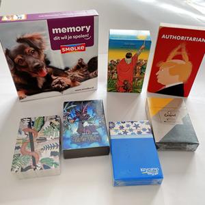 Vendita calda all'ingrosso della fabbrica logo personalizzato Cheat Poker Card Printing mazzi di carte da gioco Standard con scatola di visualizzazione - Product Image 6