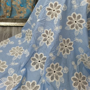 Tissu <span class=keywords><strong>en</strong></span> denim jacquard tissé <span class=keywords><strong>en</strong></span> coton, broderie laser écologique, tissu pour vêtements pour filles, vente directe d'usine - Product Image 4