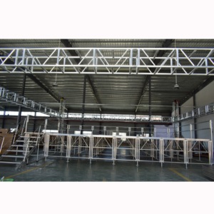 Escenario Modular Portátil de Aluminio para Eventos y Ceremonias, Fácil de Montar, Altura Ajustable, con Superficie Antideslizante, Certificado - Product Image 3