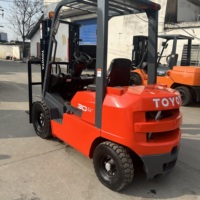 Chariot élévateur d'occasion Mini 3 tonnes, petit modèle TOYOTA30, d'origine japonaise, bon état, prix avantageux