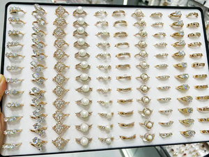 Anillos <span class=keywords><strong>de</strong></span> Compromiso <span class=keywords><strong>y</strong></span> Boda <span class=keywords><strong>de</strong></span> Joyería XUPING Bañados en Oro con Circonita Cúbica Sintética para <span class=keywords><strong>Hombre</strong></span> <span class=keywords><strong>y</strong></span> <span class=keywords><strong>Mujer</strong></span> en Caja para Propuesta - Product Image 5