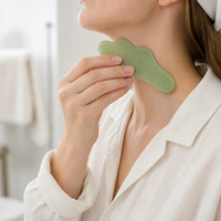 Planche de Gua Sha en Jade Xiuyan Naturel en Gros, Forme Nuage, Pierre de Massage Facial, Masseur Cou et Dos, Relaxation Musculaire, Marque Privée OEM