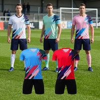Survêtement de football de club pas cher, très demandé, personnalisé pour hommes, tenue de football rétro, maillots et kits uniformes
