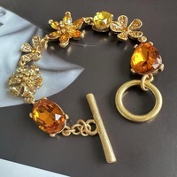 Bracelet en verre coloré irrégulier avec bouton OT et fleur en diamant coloré Oscar Premium Banquet