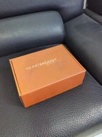 Boîtes d'emballage personnalisées en carton rigide couleur orange mat avec impression UV, conception de logo gratuite