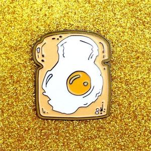 Tùy chỉnh Nhà Máy Giá chiên trứng trên bánh mì nướng ve áo Pin ăn sáng Brunch thực phẩm nắng bên lên trứng bánh mì dễ thương MEN HAT Pin huy hiệu - Product Image 5