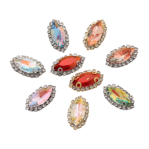 Pierre en <span class=keywords><strong>verre</strong></span> cristal œil <span class=keywords><strong>de</strong></span> cheval couleur claire 7*15mm, sertie <span class=keywords><strong>de</strong></span> griffes en or blanc, pour la création <span class=keywords><strong>de</strong></span> bijoux DIY - Product Image 1