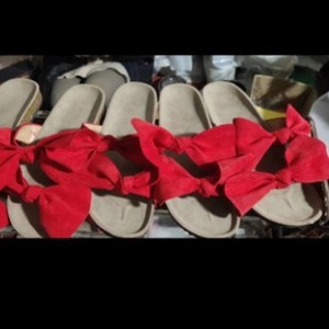 Sandalias de Playa Planas de PU con Suela de PVC, Diseño Moderno, Venta al Por Mayor, Antideslizantes, Transpirables y Abiertas, Tendencia de Moda de Verano - Product Image 4