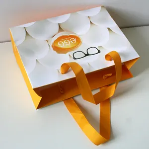 Custom Printing Boutique Shopper Compras Sacos De Papel De Presente Pequeno Personalizado com Logotipo Jóias Cosméticas De Luxo Impressão Offset De Casamento