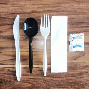 2024新到货注射一次性塑料PP餐具套装带刀叉勺子餐巾盐和胡椒