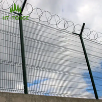 Clôture en fil de fer barbelé à mailles 3D enduite de PVC résistant à la corrosion Clôture de périmètre de port de prison d'aéroport industriel rentable