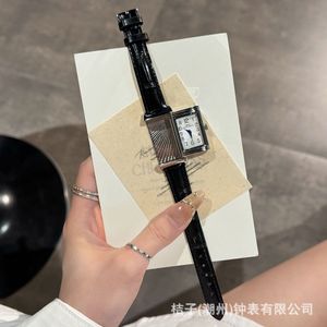 Orologio da Donna alla Moda con Cassa in Lega, Coperchio Scorrevole, Quadrante Rettangolare, Lancette, Cinturino in Pelle PU, Movimento al Quarzo, Resistenza <span class=keywords><strong>all</strong></span>'<span class=keywords><strong>Acqua</strong></span> 30M - Product Image 5