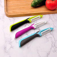 Keuken Gadgets Multifunctionele Draaibare Schilmesje Aardappelschiller Handmatige Fruit- en Groenteschiller Met Lange Steel