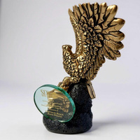 Trophée en résine couleur bronze, motif Aigle Doré d'entreprise, sculpté à la main, récompense durable pour les présidents des assemblées législatives/judiciaires