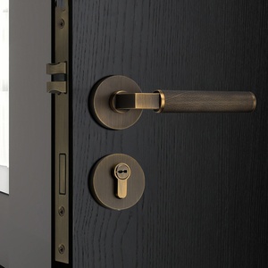 Tay nắm cửa đồng thau nguyên khối kiểu Mỹ cổ điển, mạ đồng cổ, có khóa, được gia công theo yêu cầu tại nhà máy - Product Image 3