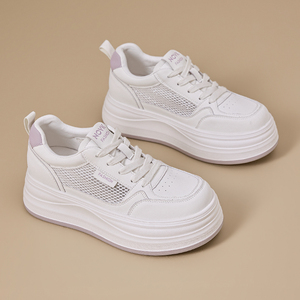 รองเท้าผ้าใบตาข่ายสีขาวสำหรับผู้หญิง รุ่นใหม่ประจำฤดูร้อนปี 2026 รองเท้าผ้าใบพื้นหนาแบบสวม ดีไซน์ทันสมัย ใส่ได้หลากหลายโอกาส - Product Image 6