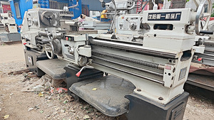 Baoji CS6140 Horizontal General Turning <b>Machine</b> Extended Center Distance Movable Tailstock Long Solid Bar Thick <b>Pipe</b> <b>Processing</b> - Product Image 5