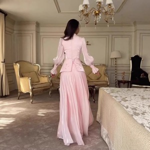 Nuovo Abito Lungo da Sera Rosa Elegante con Perline in Vita e Pieghe, Stile <span class=keywords><strong>Palazzo</strong></span> Francese, Maniche a Lanterna, Collezione Primavera 2026 - Vendita all'Ingrosso - Product Image 3