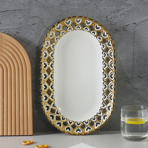 <span class=keywords><strong>Assiette</strong></span> ovale élégante de luxe dorée pour banquet, <span class=keywords><strong>assiette</strong></span> ovale en céramique pour restaurant, <span class=keywords><strong>assiette</strong></span> de présentation pour pâtes et desserts avec bordure en forme de cœur évidé - Product Image 5