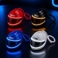 Porte-clés de casque de moto en plastique LED créatif et durable, mini lampe torche lumineuse, directement de l'usine