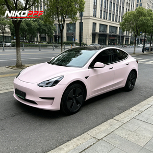 Vinilo Adhesivo NIKO Film 1.52*15m PET para Protección de Pintura, Color Rosa Mary Kay, para Carrocería Completa - Product Image 1