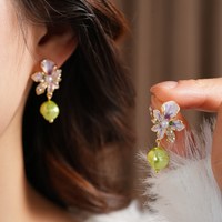 Anting Bunga Berlapis Berlian Gaya Vintage Prancis, Anting Trendi dan Populer ala Instagram untuk Wanita