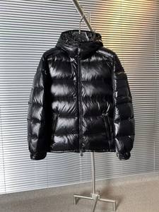 معاطف شتوية عالية الجودة للرجال مخصصة المطرزة سترات منتفخة إغلاق سحاب أمامي مبطن مبطن دافئ تصميم فقاعة رشاقته - Product Image 5