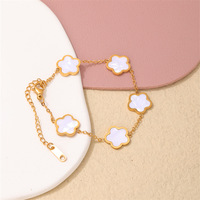 Bracelet de luxe en acier titane plaqué or 18 carats avec cinq breloques en forme de fleurs, tendance et haut de gamme pour femme - Vente flash