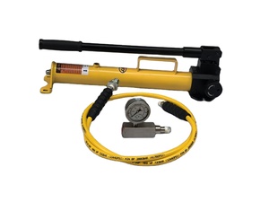 Bomba Hidráulica Manual de 700 bar con Manómetro y Manguera, Bomba de Aceite Hidráulica Portátil para Gatos de Acción Simple, Equivalente a Enerpac - Product Image 3