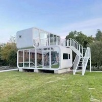 Maison capsule préfabriquée moderne de luxe en aluminium imperméable pour villa et appartement