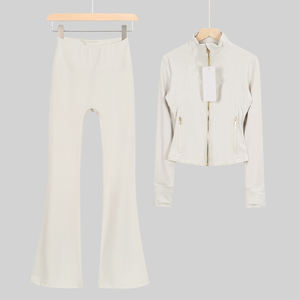 Оптовый комплект для йоги: куртка, леггинсы, худи, спортивный бюстгальтер, шорты, комбинезон, спортивная одежда для женщин, полный комплект для йоги - Product Image 3