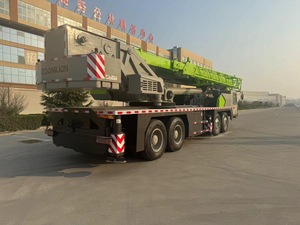 70 Ton Used Zoomlion Hydraulic Mobile Truck <b>Crane</b>, Motor Gearbox Lifting Height for Sale - Product Image 4