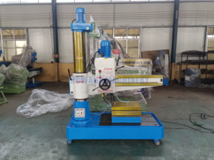 เครื่องเจาะรัศมีไฮดรอลิกคุณภาพสูง Z3040 พร้อม PLC และเครื่องยนต์ เจาะได้สูงสุด 40 มม. ใช้ไฟ 220V/380V ใช้งานง่าย - Product Image 2