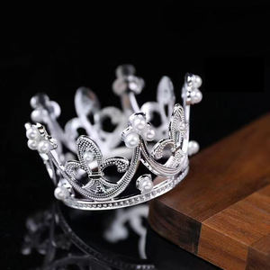 تاج صغير من اللؤلؤ لتزيين الكعك، زينة لحفلات أعياد الميلاد، إكسسوار للرأس لحفلات أعياد الميلاد - Product Image 3