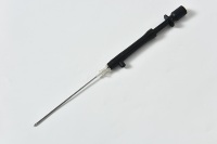 Aiguille d'électrode RF manuelle en acier réutilisable de qualité supérieure pour le soulagement de la douleur, l'ablation nerveuse et les traitements de la colonne vertébrale à intervention minimale invasive