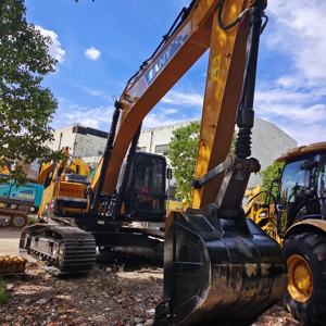 Offre Spéciale SANY 215C Pelle d'occasion de haute qualité avec moteur central et composants de pompe en vente - Product Image 1