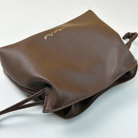 Nouvelle promotion de sacs de maquillage et de soins de la peau à fermeture magnétique en gros, sacs cadeaux, pochettes cosmétiques de luxe avec cordon de serrage, logo personnalisé