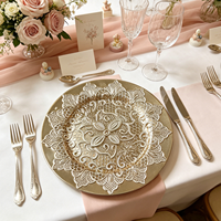 Assiettes de présentation modernes en plastique PP durable, dorées électrolytiquement, à motif floral ajouré, pour hôtels et décoration de fruits lors de réceptions