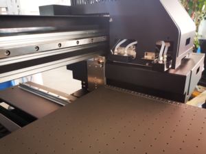 Imprimante à plat à jet d'encre UV automatique A3 populaire avec tête d'impression XP600 Nouvelle imprimante à <span class=keywords><strong>film</strong></span> <span class=keywords><strong>et</strong></span> à tube DTF - Product Image 5