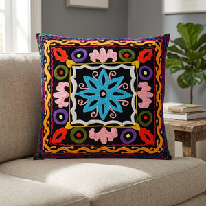 Housse de coussin brodée Suzani noire et multicolore nouvelle conception populaire pour la forme carrée d'utilisation d'hôpital d'hôtel à la maison - Product Image 2