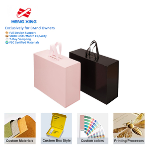 Cajas de Regalo Magnéticas Personalizadas HENGXING A6 Negras y Rosas, Caja Magnética de Lujo Brillante con Asas para Empacar Ropa - Product Image 1